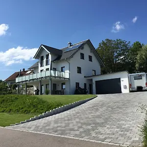  Apartment Melanie